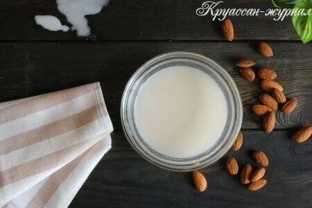 Миндальное молочко для лица – как приготовить